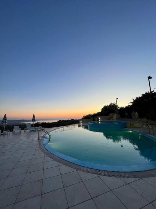 Casa Smeralda - Piscina E Vista Sul Mare! Trinita d'Agultu e Vignola Екстер'єр фото